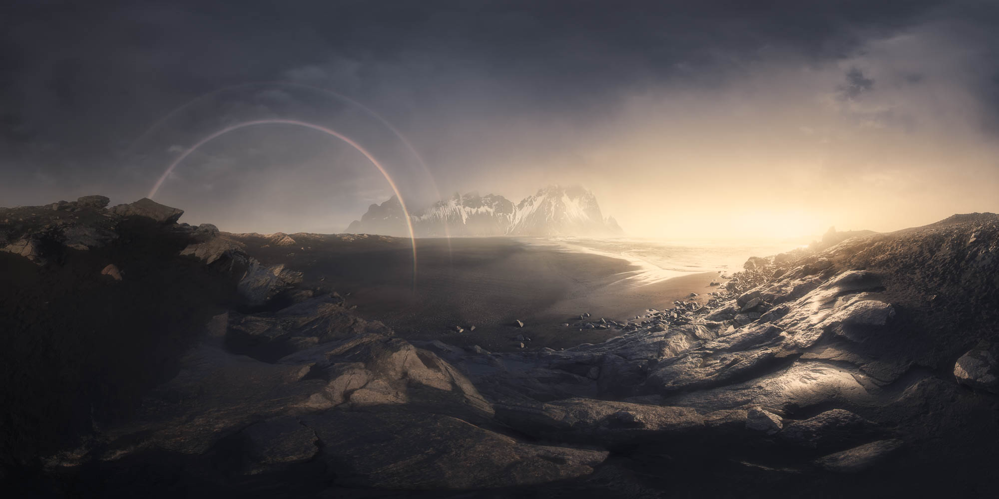 The East: Vestrahorn & Glacial Landscapes - Image 4