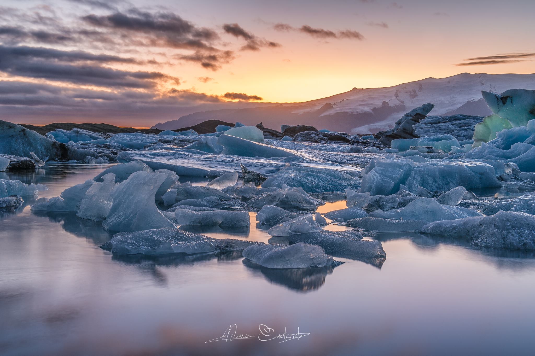 Jökulsárlón & the Diamond Beach - Image 3