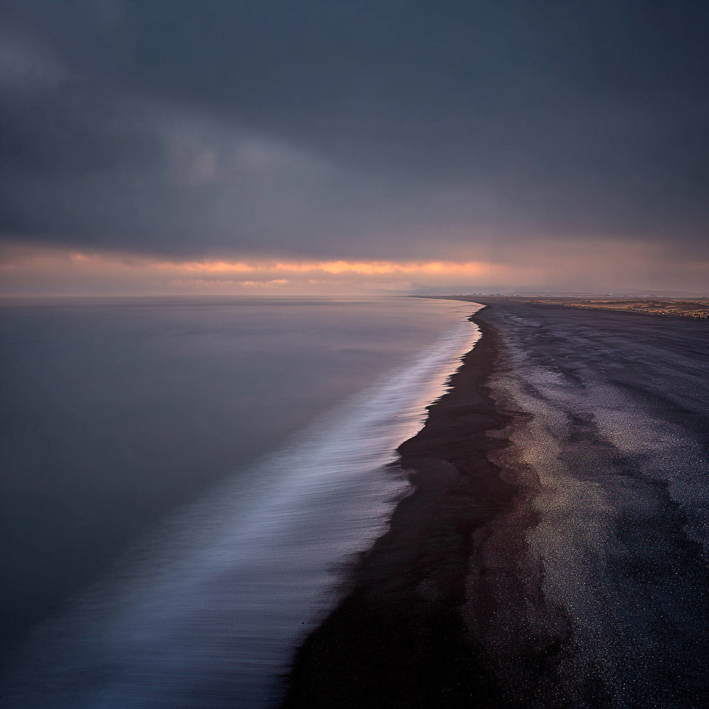 Back to Vik: Cliffs & Sea Stacks - Image 2
